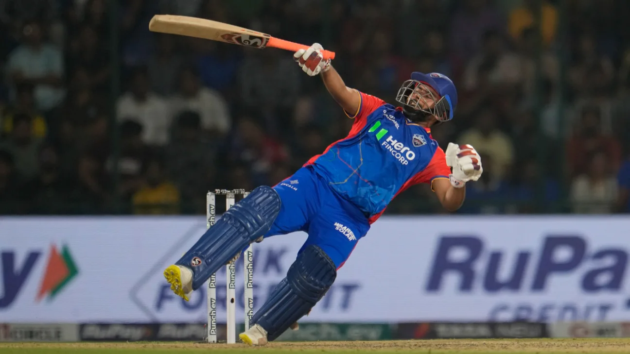 IPL 2027 - من المقرر أن يتم تداول Rishabh Pant مع شركة Delhi Capitals Lucknow Super Giants للحصول على Kuldeep Yadav في المقابل