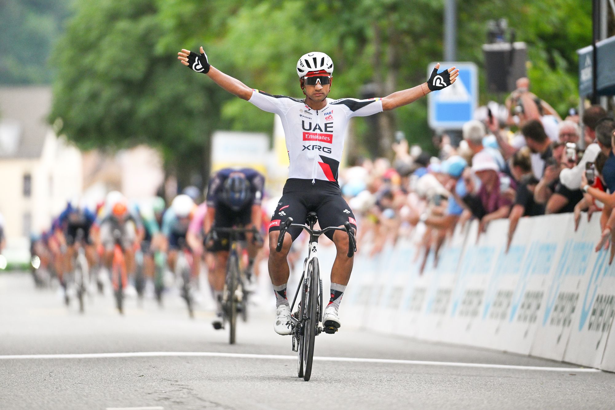 Tour de Suisse: فاز Jhonatan Narváez على Xandro Meurisse ليفوز بالمرحلة الثالثة حيث يتفوق الزوج بصعوبة على المطاردة