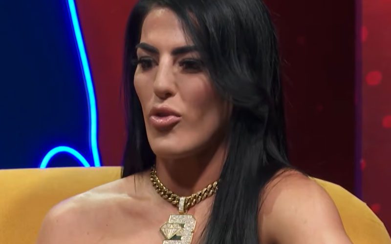 تيسا بلانشارد تدعي أن TNA جعلتها تختار بينها وبين CMLL