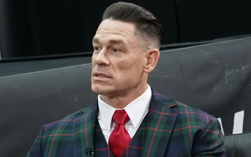 جون سينا ​​يدعي أن محاكمته لمباراة أخرى سيكون انتحارًا ماليًا