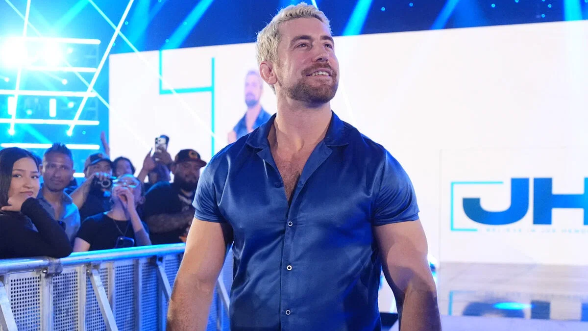 Joe Hendry Spotted In London Ahead Of WWE Raw