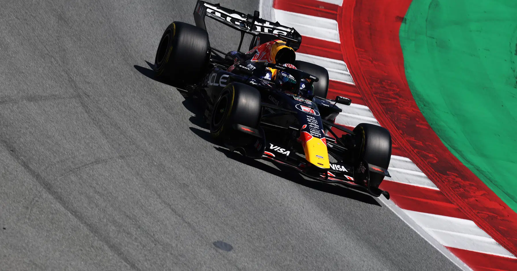 سلمت Red Bull مطالبة "تكافح" داخليًا مع استمرار إحباط ماكس فيرستابين