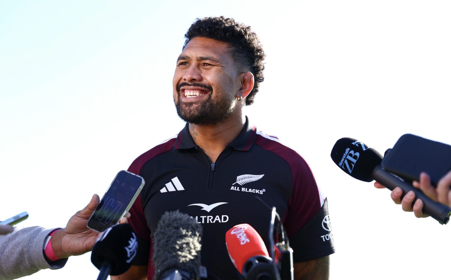 قباطنة Savea فريق Rennie's All Blacks