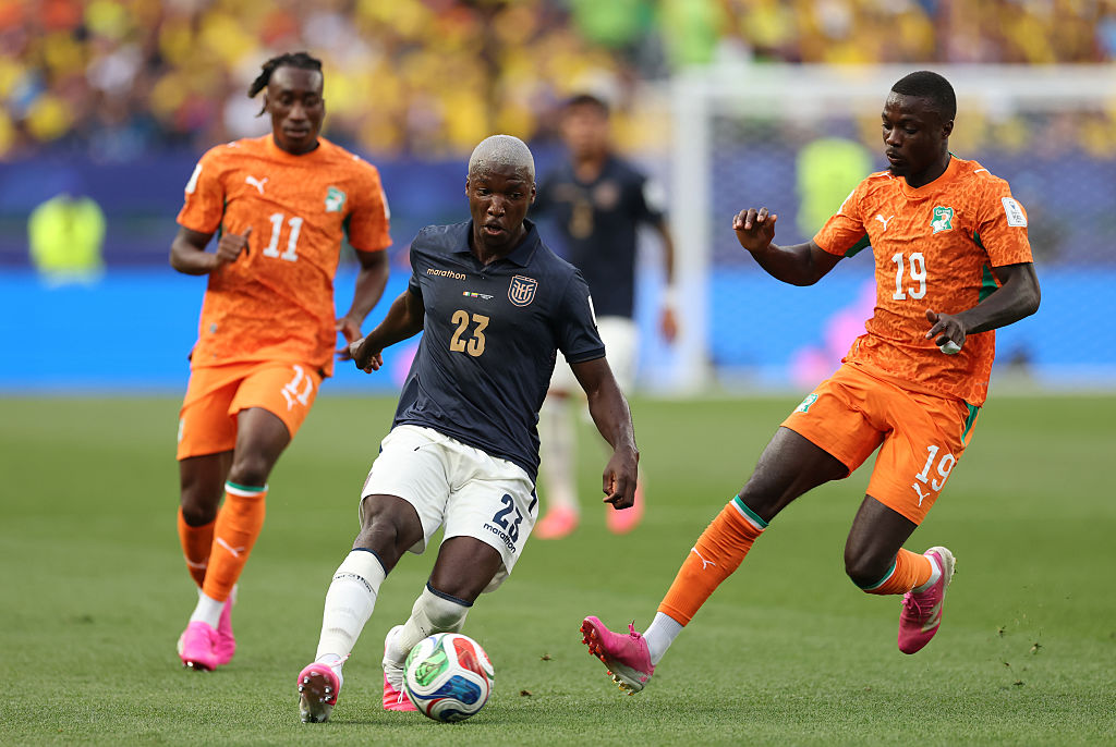 قلقة يا ألمانيا؟ نجم كأس العالم المشطوب يشتعل