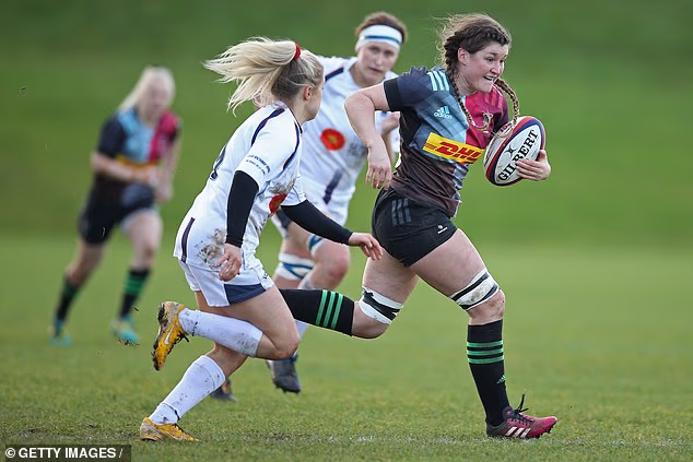 لعبت الجناح آنا كابليس لصالح فريق Harlequins